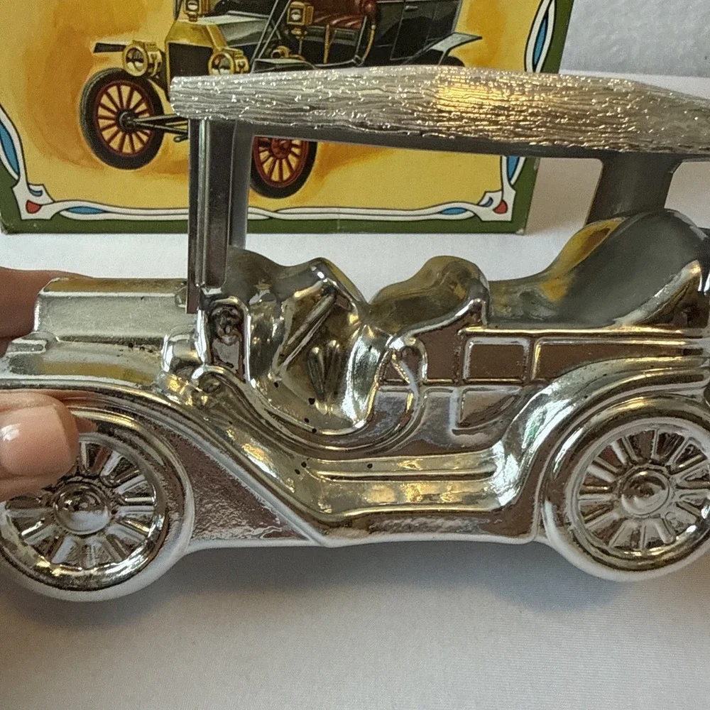 Vintage Avon Touring T Aftershave Bottle Decanter Car Silver Full 6oz With Box